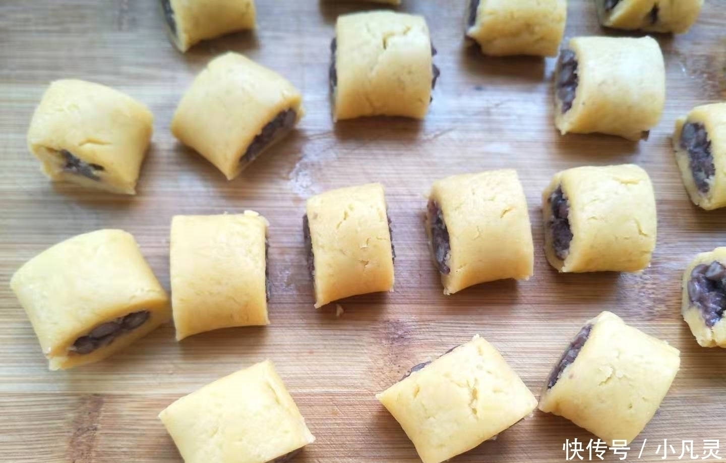 小面姨|超市15元一斤的小甜点，教你在家做，成本只要5元，简单零失败