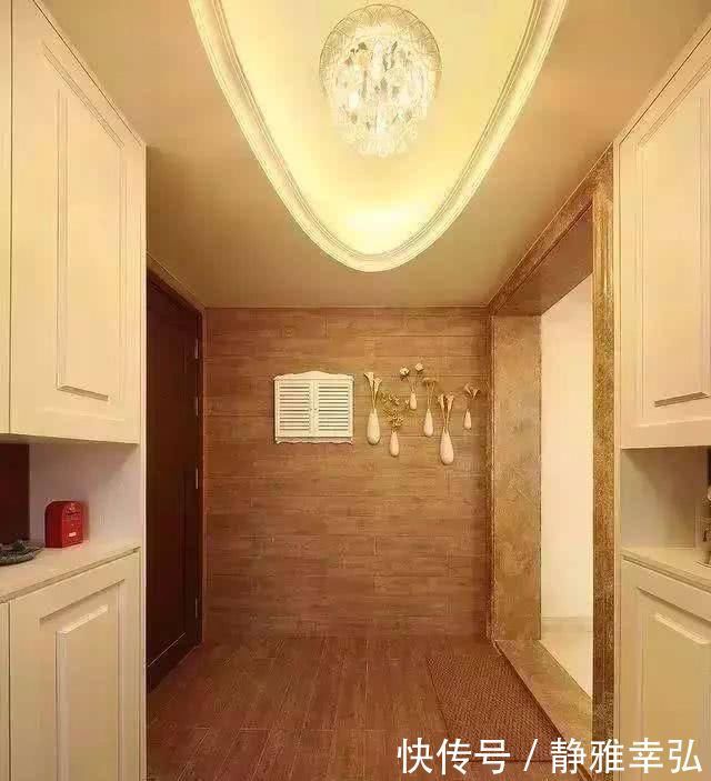 装修|去朋友家串门，一进门就被美到了，很喜欢这样的客厅装修，漂亮