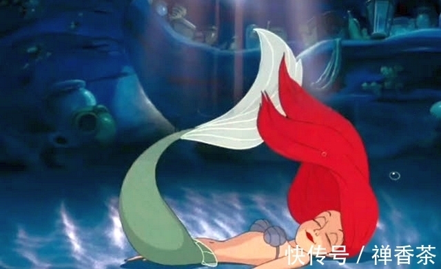 绿衣人|揭秘迪士尼绿背景,坐魔毯全靠平衡力,大海变娃娃池,现场太沙雕