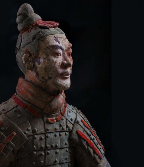 兵马俑|秦兵头上的蝴蝶结?屋子里的镇墓兽?这部历史剧成了观众大型“考古”现场