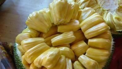 湿气重的人的注意,3种食物可多吃,3种食物再喜欢还是尽量少吃