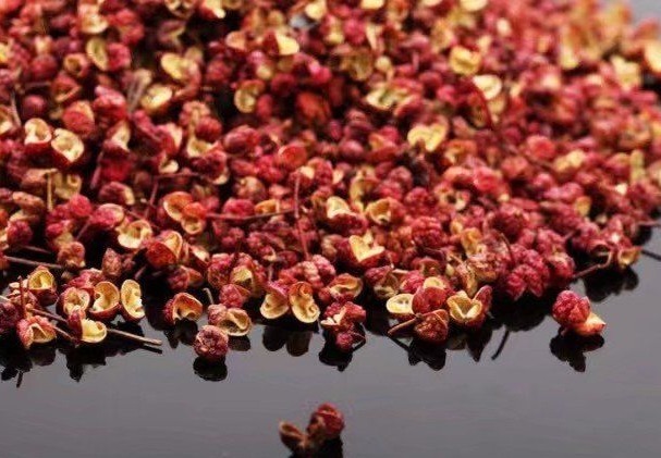 花椒|每天睡前嚼几粒花椒,坚持两个星期,三大惊喜的变化不请自来