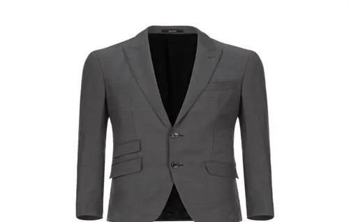 宽袍!古人喜欢把东西塞进袖子里,难道不怕掉出来吗里面的机关太多了