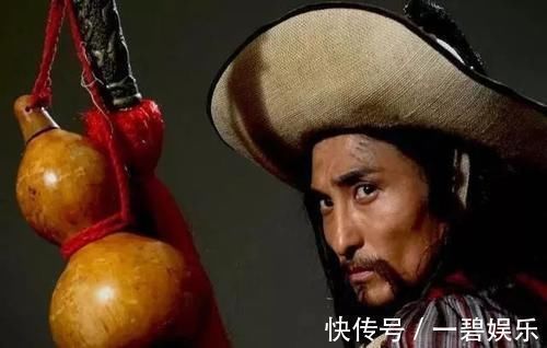 林冲$此人是梁山最坏小人,先后杀死两任老大,宋江招安前果断除掉他