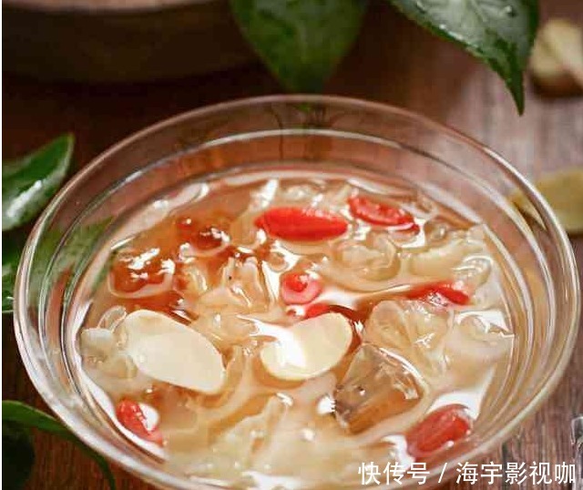 女人脸部有皱纹别打玻尿酸，常吃6种食材，皮肤紧致显年轻