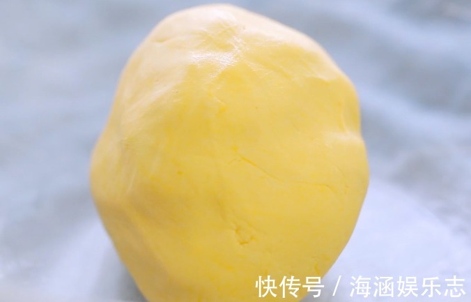 q弹|3分钟学会南瓜新做法,香甜软嫩不粘牙,比果冻还Q弹,一看就会