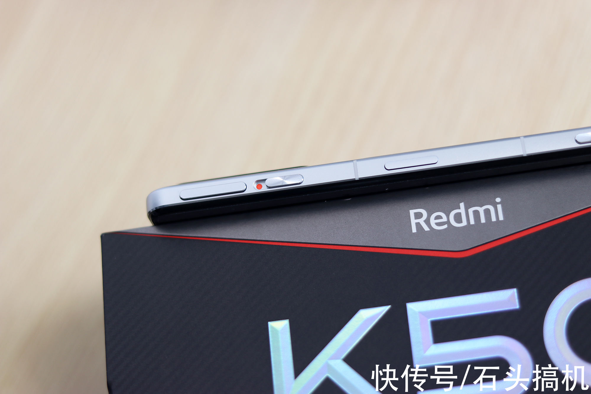 k50|Redmi K50电竞版首发开箱上手！红米颜值最高的手机，相当精致