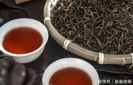 饮茶时,茶叶的第一泡水脏吗,有必要倒掉吗?