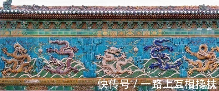 琉璃状|新世代奥特曼终极形态合集,欧布出场效果最帅,他却宛如天神!