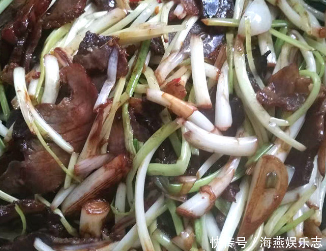 小腹|倘若“小腹鼓鼓”,女性万不可错过此菜,平小腹灭杀口臭便秘