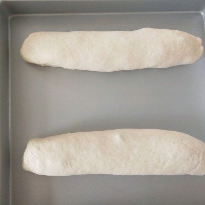 面团|#安佳马苏里拉芝士挑战赛#牛肉起司面包卷