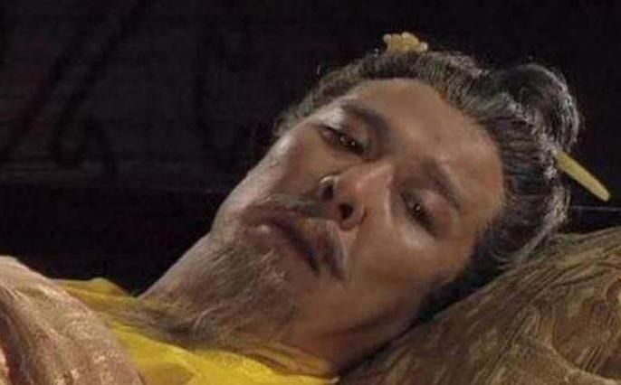 投降|刘备病死白帝城时，魏国上下举国欢呼，却有一人留下了眼泪