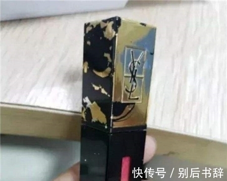 化妆品界 这些大牌口红的缺点真心忍不了，YSL掉漆、MAC干裂，场面很尴尬