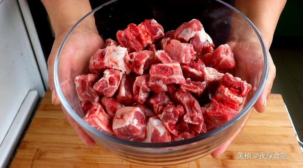 排骨这么贵,你真的挑对了吗?别只挑肉多的,记住4点不怕被坑