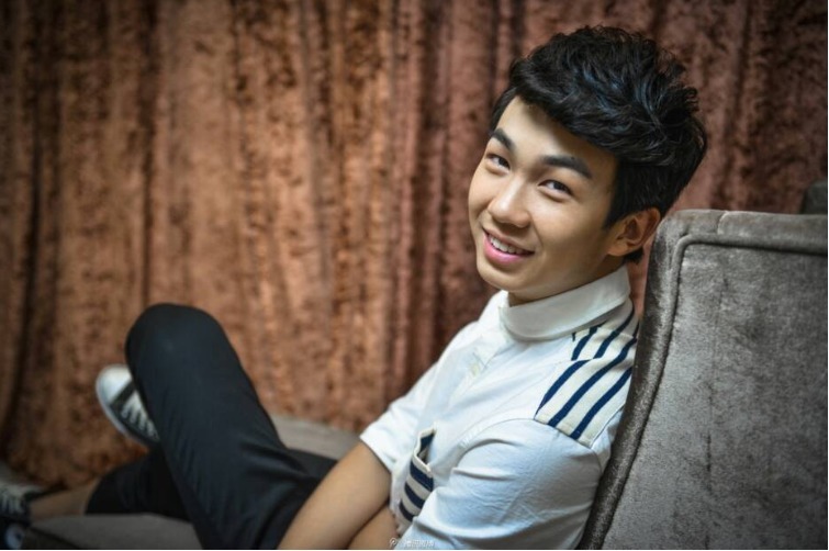 当年的“天天小兄弟”,王一博转正,宋威龙正当红,他公开恋情