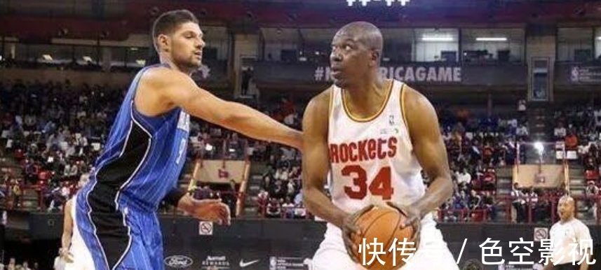 照片|6张误以为P过的照片:麦迪代言电动车,大鲨鱼真有8块腹肌!