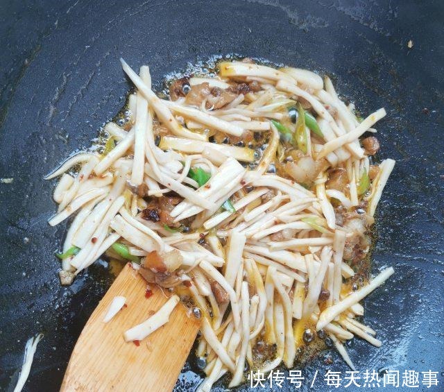 家常版鱼香肉丝,超级下饭菜!