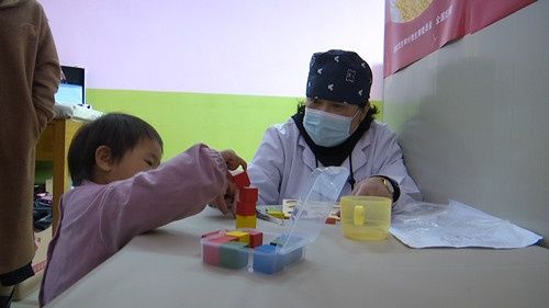 保健|【破冰突围看变化】来凤：首个小儿智能发育筛查室建成 为儿童健康保驾护航