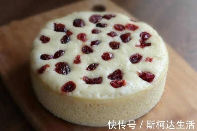 卖了20年发糕的老奶奶，告诉蒸大米发糕的秘诀，发糕又松软又好