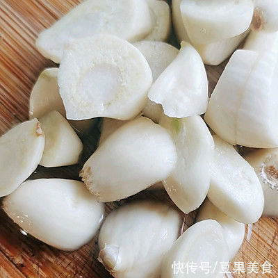 青椒|虎年大吉！下饭极品！肉末虎皮椒