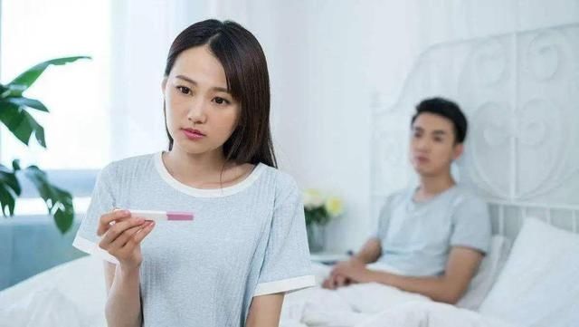 些女性|卵子着床成功会发出“信号”，别因无知“冷落”宝宝的到来