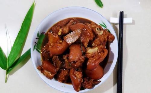 木瓜鸡脚花生汤的禁忌