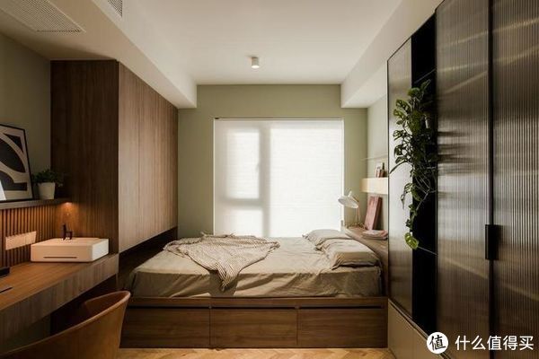 小伙|成都一小伙晒出自己的独居新房：干净治愈，原来一个人居住这么爽