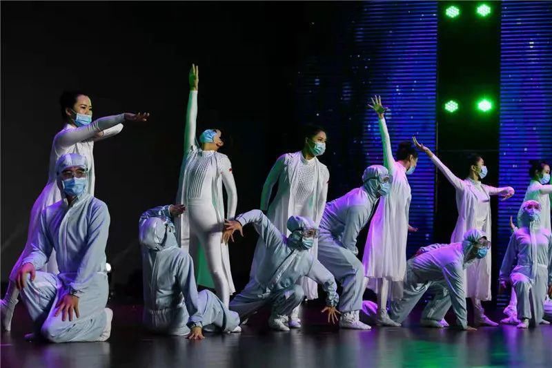  文艺|他们，是昨晚最亮的星