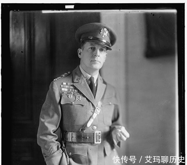 分居|麦克阿瑟离婚记,分居1年多后,老婆在离婚申请书上写下6个字