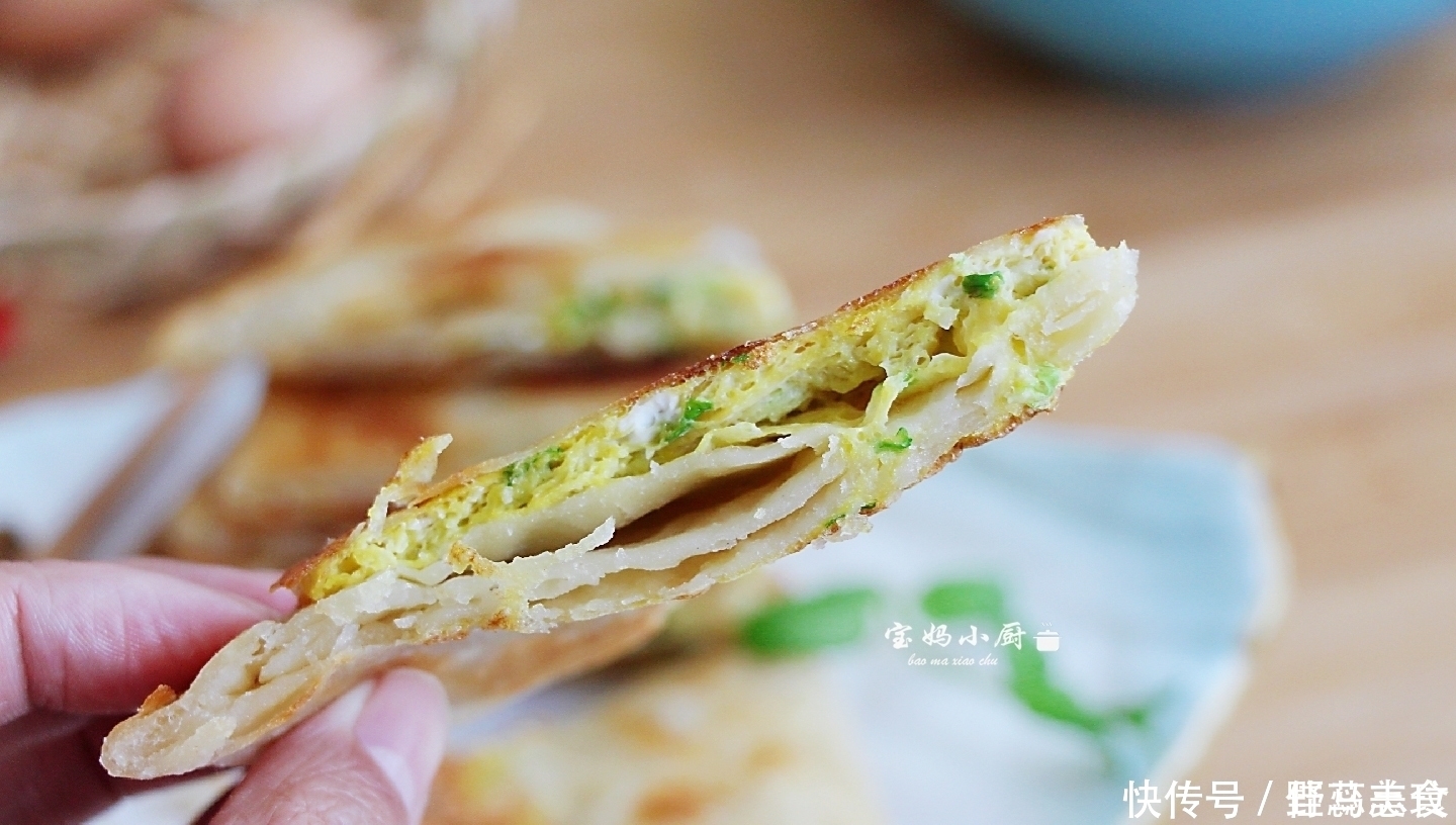令家人着迷的早餐，鸡蛋灌饼自己做，外焦内软爱起层，一次成功