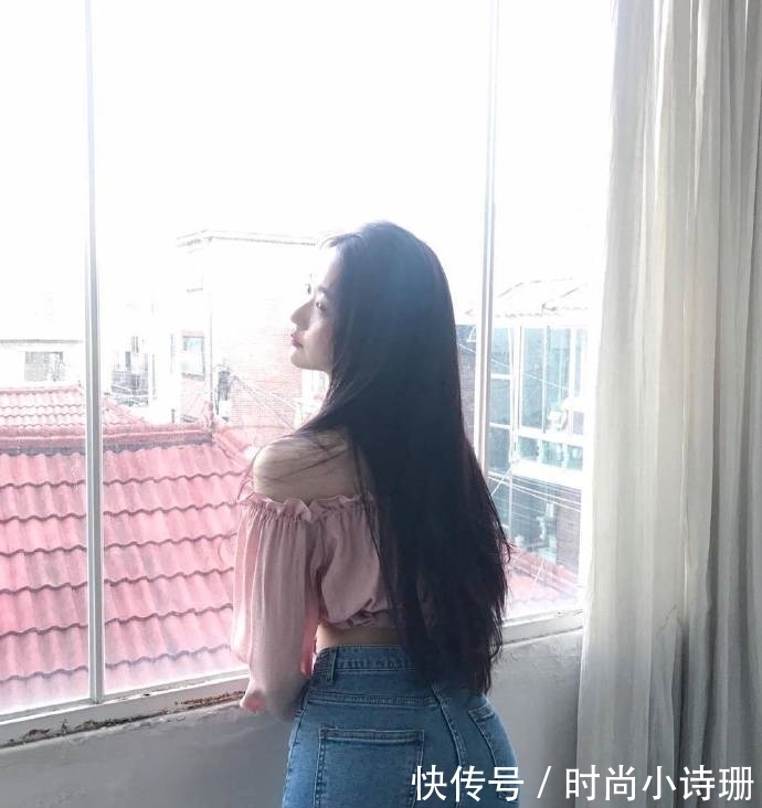长发|长发美女的身材真好,显得牛仔裤都变美了!