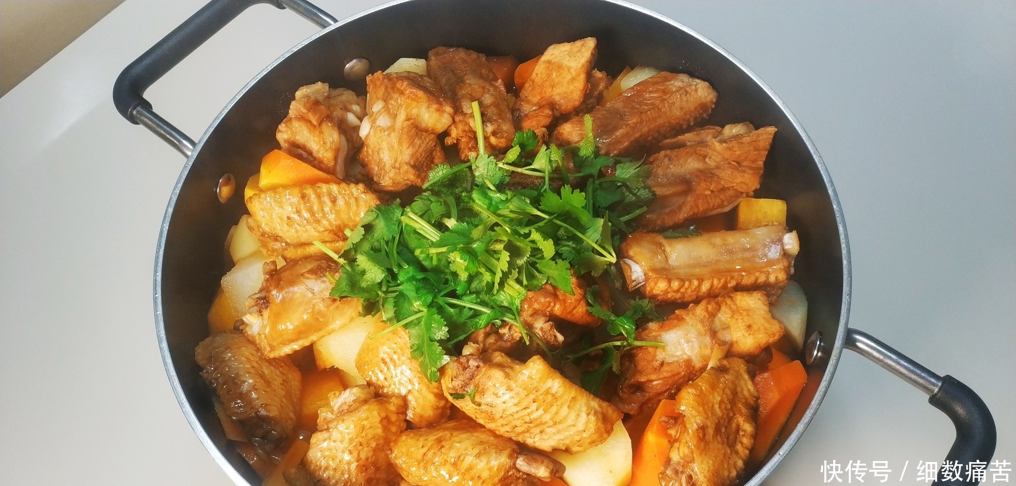  一顿饭|天冷了，餐桌上最适合这样吃，一道菜解决一顿饭，家人都喜欢