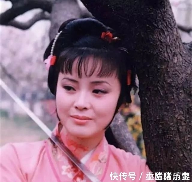 明明和贾珍有首尾,可尤三姐却因柳湘莲退婚而自刎,这合理吗?