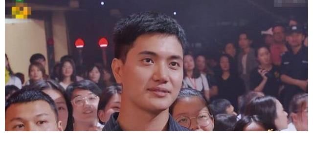 大張偉王一博缺席，汪涵成光桿司令，他成了最大驚喜