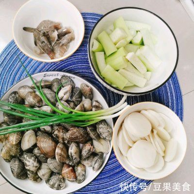 家常菜|海鲜年糕汤#巨下饭的家常菜#