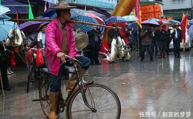 高手在民间,福建弓鱼术,能让鱼离水几天不死,是真的吗