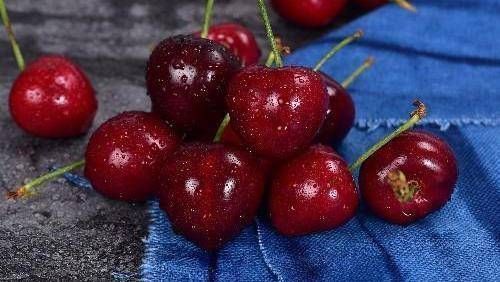 火龙果|怀孕后,这4种水果再贵也要吃,不仅缓解便秘,还利于胎儿发育