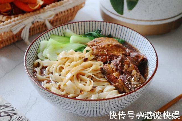 碗面|早餐，我家迷上了这碗面，一荤一素好吃营养，孩子长个吃最好