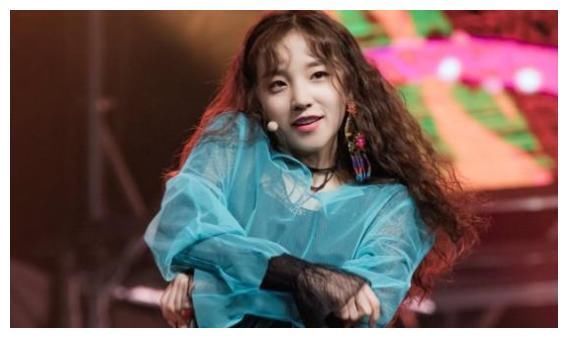 节目组|宋雨琦一招制敌大获全胜?baby 上演现实版墙倒众人推,谁是赢家?