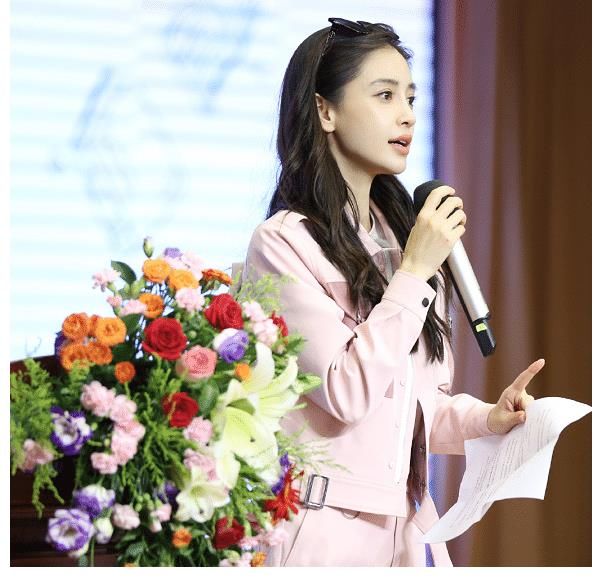 黃河篇2：baby不受重視？全員出鏡時，她卻站到了最邊上