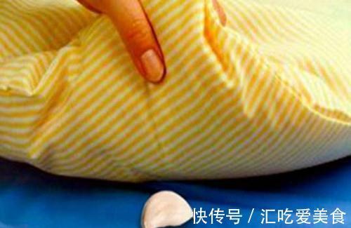 农民们|农民枕头底下放的神奇宝贝是我们常吃的,能助睡眠第二天精神旺盛