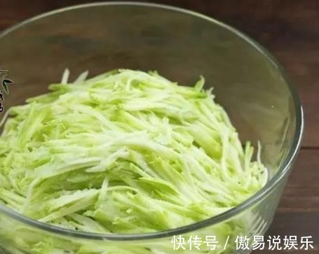 早餐|早餐就爱它,比鸡蛋灌饼简单还更好吃,几块钱全家吃饱!