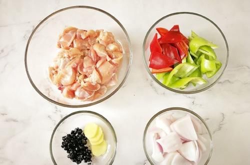 这肉做“回锅肉”真叫香，不比猪肉差，配上大米饭很棒，便宜