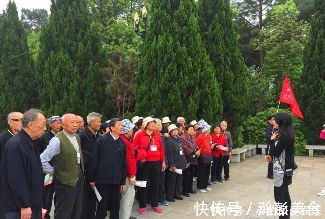 老年|老年旅行团只要几十上百元钱，为何能包吃包住，旅行社亏本吗？