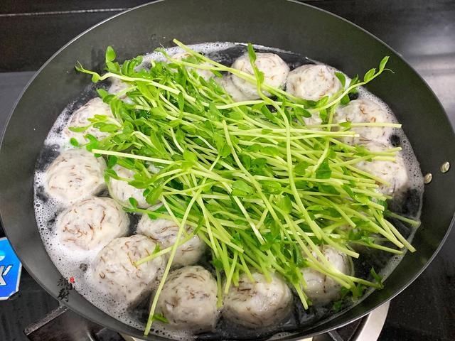 遇上这菜从不手软，2元1斤，简单一煮，营养全面又鲜美