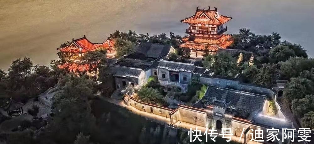 北固山!多景楼上多词章,陆游也曾谱写华章,开篇就是名句,读来引人入胜