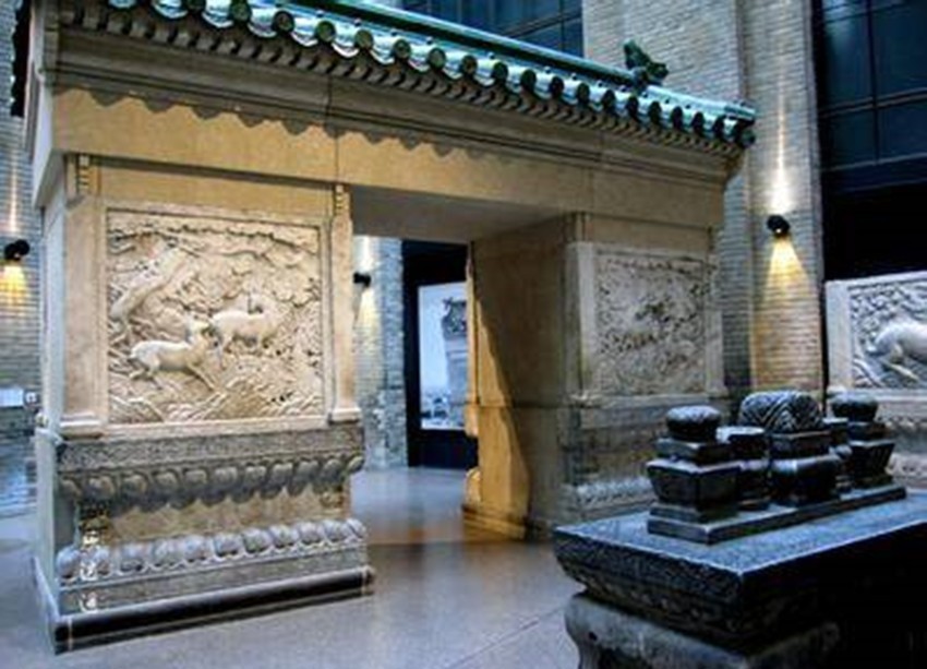 展出|为何有座中国古墓,在加拿大皇家博物馆展出,谁卖给加拿大的