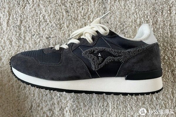 sneSneaker 篇一百一十九：小众复古跑Kangaroos Aussie OG开箱