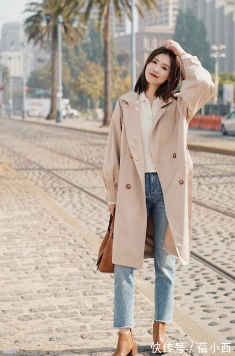 大长腿 今年建议多穿“大衣”和“风衣”,内搭毛衣+牛仔裤,保暖又时髦
