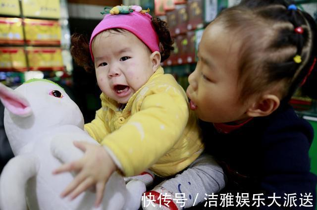 子女|为什么上辈农村人养七八个子女不叫累,现在养一个子女就非常累